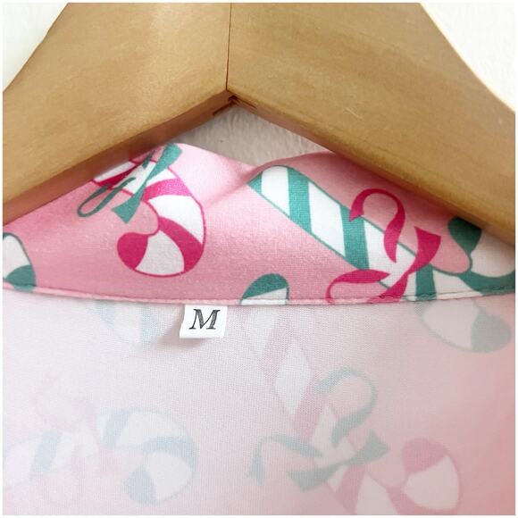 Candy Cane Pajama Set Collared Button Front & Shorts Size Medium Pink Holiday - Picture 6 of 8